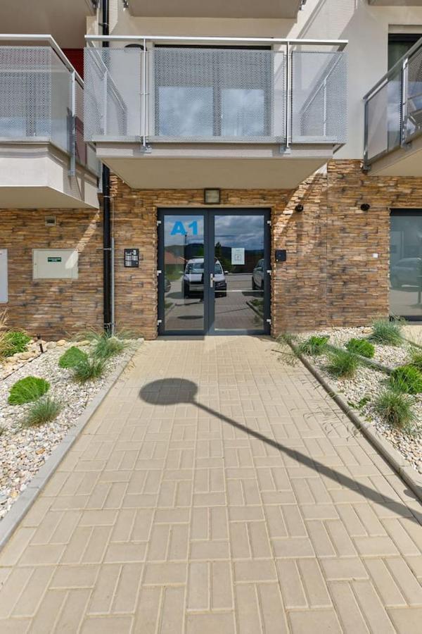 Charming And Quiet Apartment ليبنو ناد فلتافو المظهر الخارجي الصورة